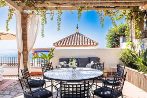 Luxurious villa in Tamango Hill, Torrox